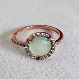 STERLING SILVER RING WITH GREEN PERIDOT & CUBIC ZIRCONIA